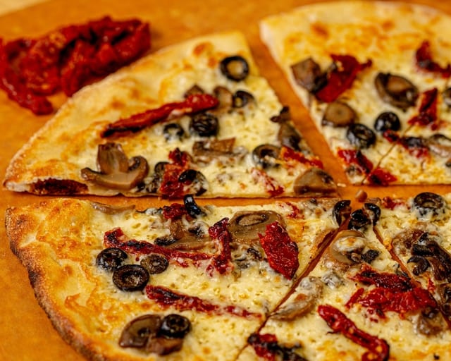 Sm Pizza Bianca.